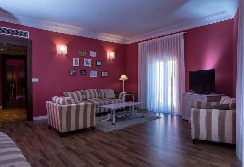 غرفة سوبيريور عائلية, Palacio Valderrabanos