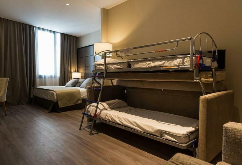 غرفة سوبيريور عائلية, Palacio Valderrabanos