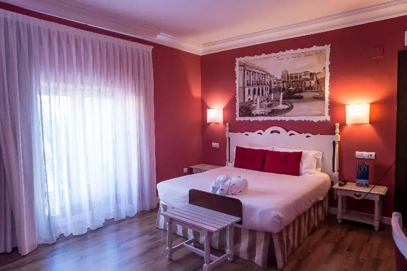 سوییت, Palacio Valderrabanos