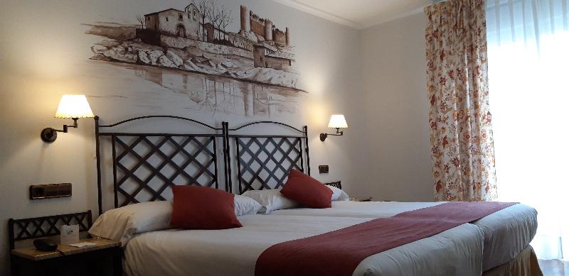 غرفة قياسية, Palacio Valderrabanos