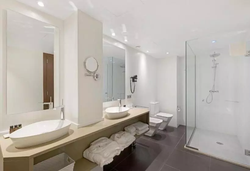 Suite, Palladium