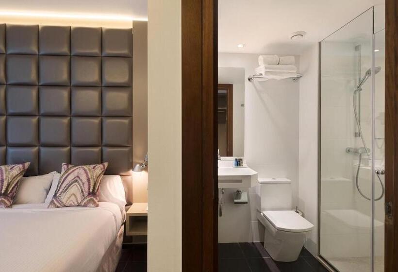 디럭스 룸, Palladium