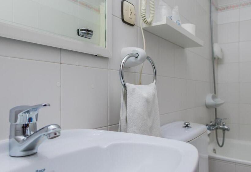 חדר סטנדרט, Plaza