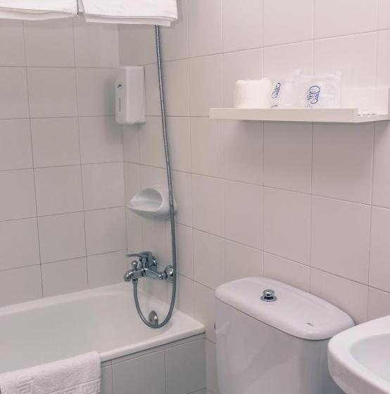 חדר סטנדרט, Plaza