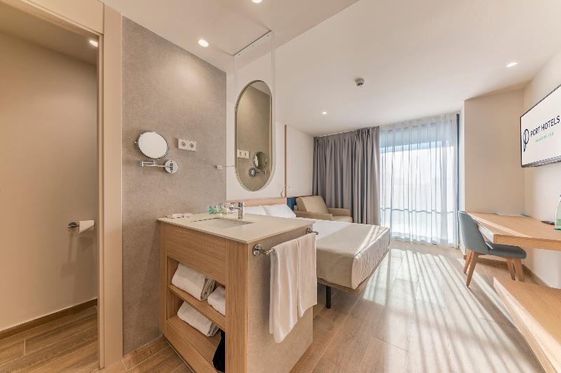 Семейный Номер, Port Alicante City & Beach