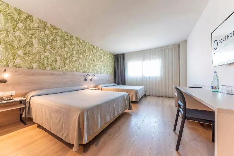 Standard Kolmen Hengen Huone, Port Alicante City & Beach