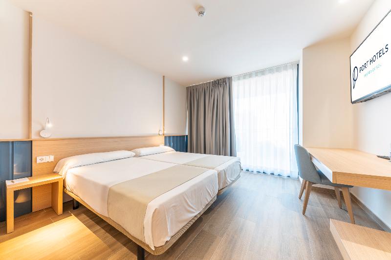 Номер Стандарт, Port Alicante City & Beach