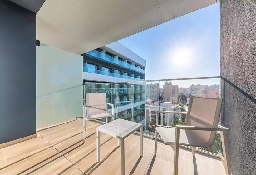 Standard Triple Room with Terrace, Port Alicante City & Beach
