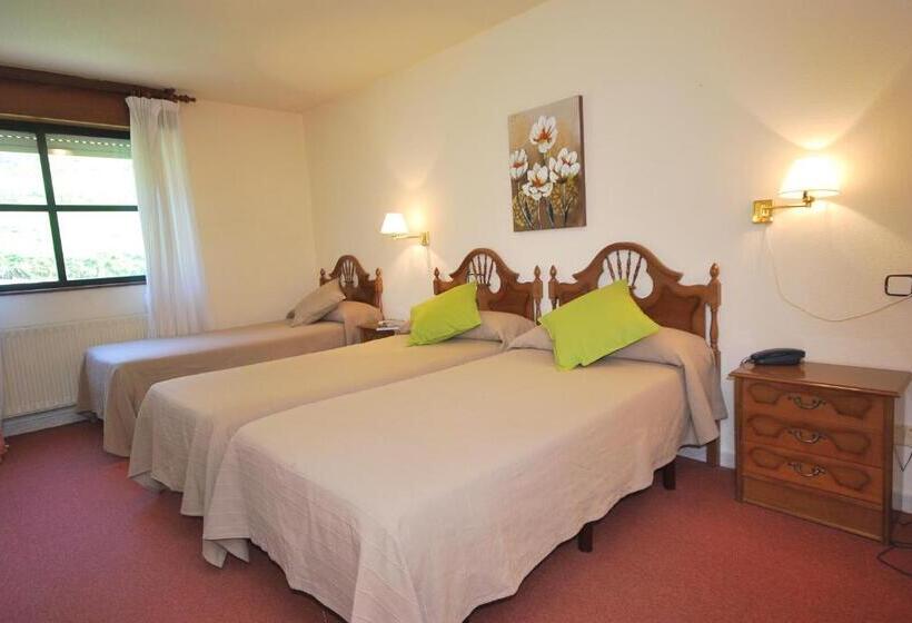 غرفة قياسية ثلاثية, Principado De Europa