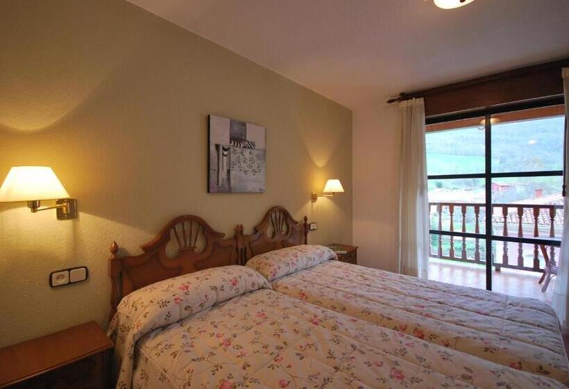 غرفة قياسية مزوَّدة بشُرفة, Principado De Europa