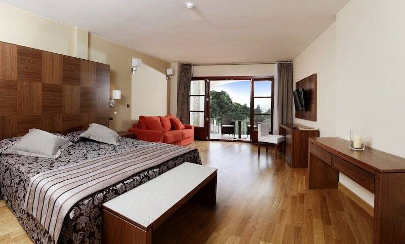 جناح جونيور, Recó De Randa