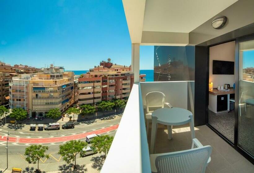 غرفة قياسية مزوَّدة بتراس, Rh Corona del Mar 4* Sup