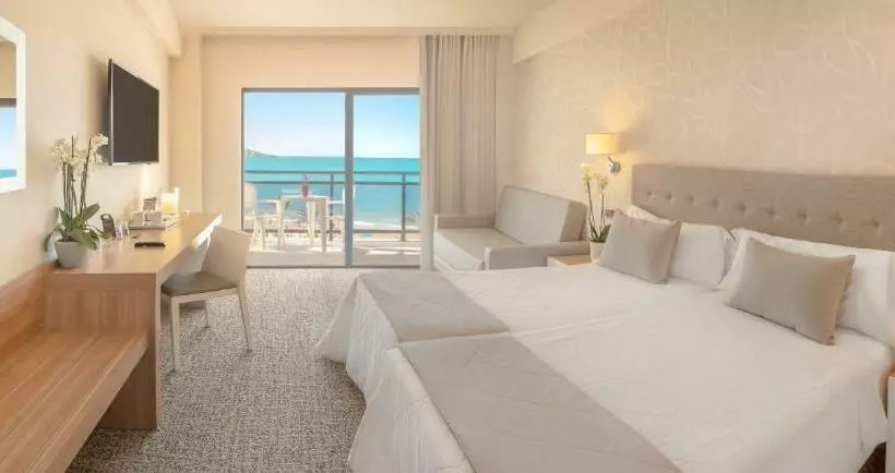 اتاق استاندارد با تراس و چشمانداز دریا, Rh Corona del Mar 4* Sup