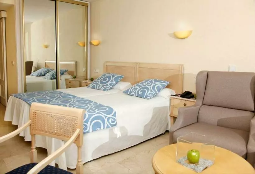 Camera Standard Vista Mare, Roc Illetas & Spa
