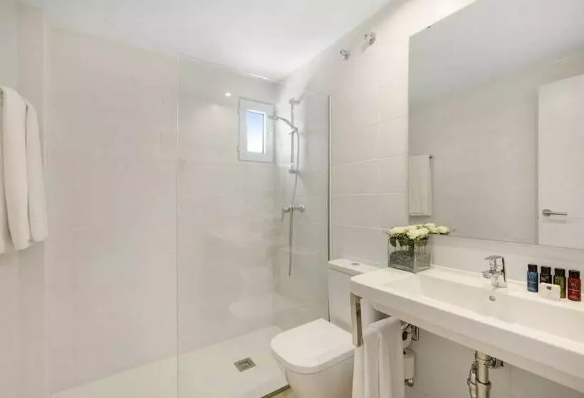 Camera Standard Vista Mare, Roc Illetas & Spa
