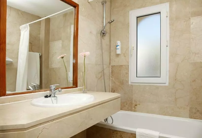 Camera Standard Vista Mare Laterale, Roc Illetas & Spa