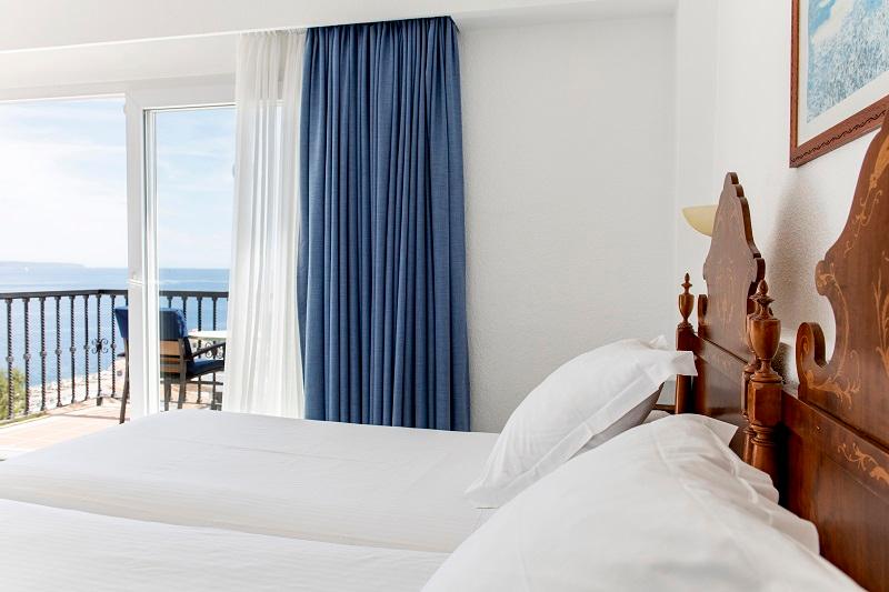 스탠다드 룸 측면 바다 전망, Roc Illetas & Spa