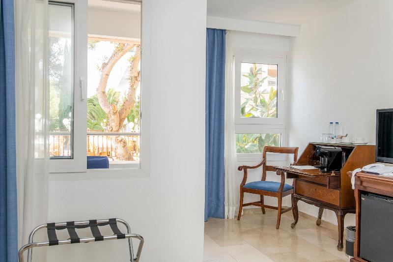 스탠다드 룸 측면 바다 전망, Roc Illetas & Spa