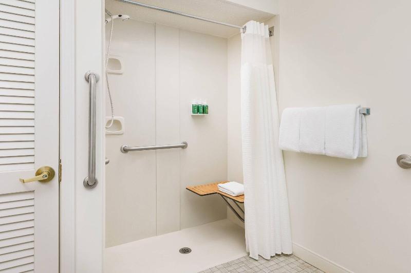 스위트, Roc Illetas & Spa