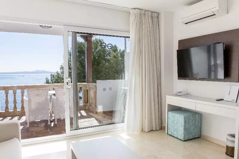 Suite, Roc Illetas & Spa