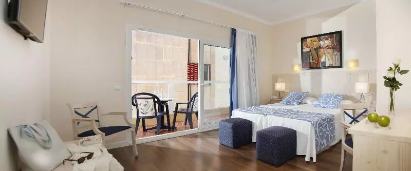 Camera Standard, Roc Illetas & Spa