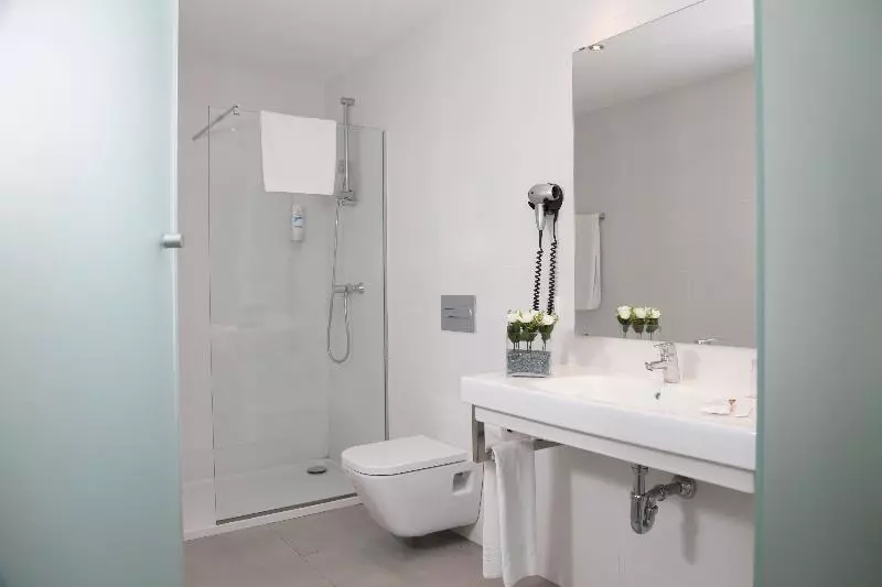 Camera Standard, Roc Illetas & Spa