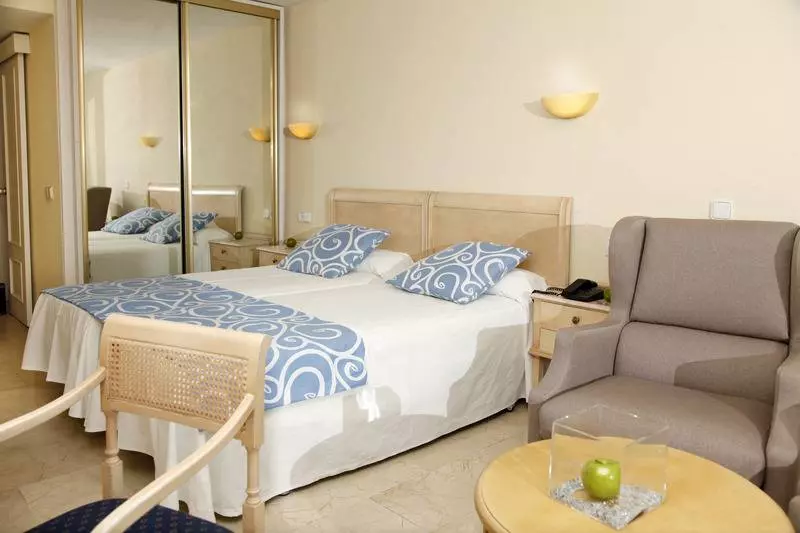 Camera Standard, Roc Illetas & Spa