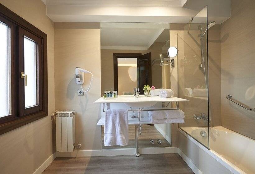 스탠다드 룸, Mirador De La Franca