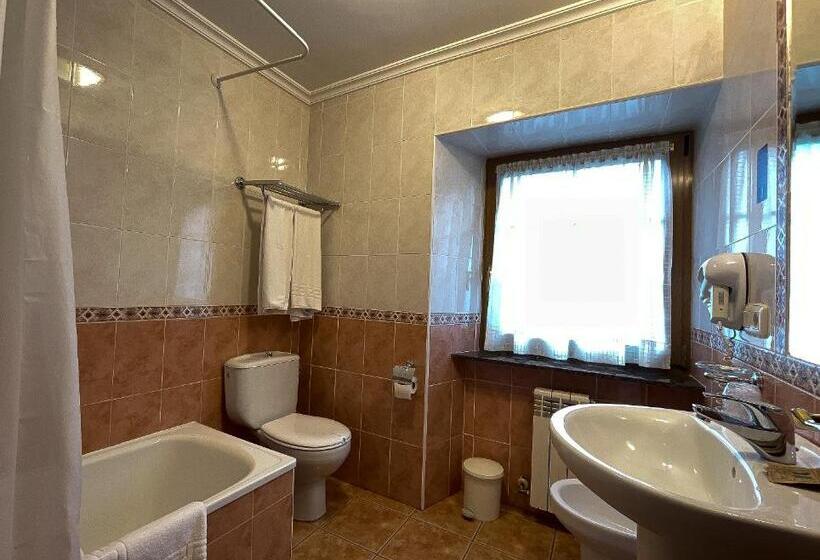 غرفة قياسية, Rural La Ruta De Cabrales