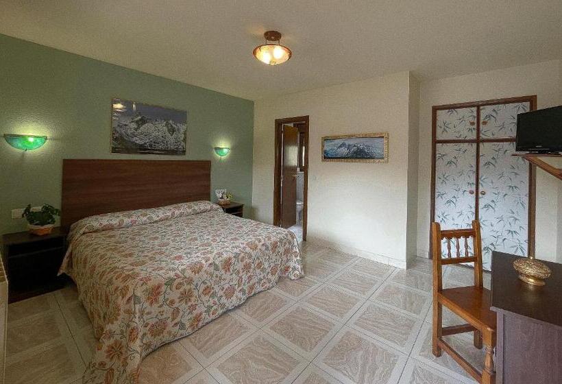 غرفة قياسية رباعية, Rural La Ruta De Cabrales