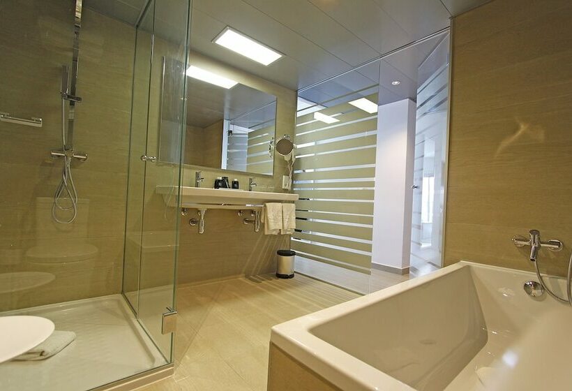 غرفة قياسية, Bg Tonga Tower