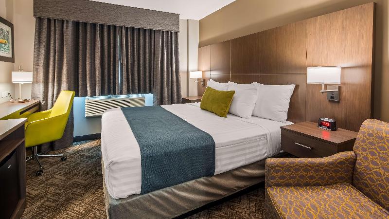 اتاق استاندارد, Universidad