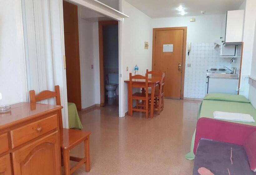 Economy Quadruple Room, Apartaments Mar Blau Calella