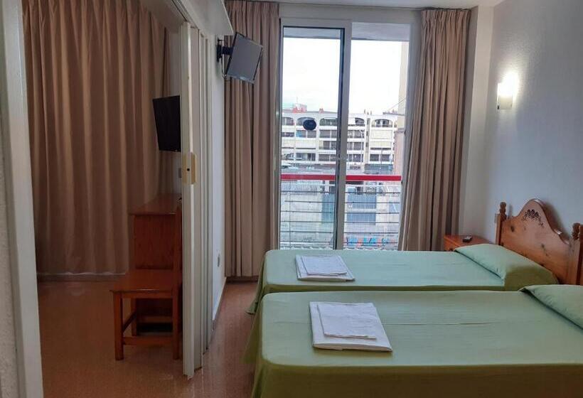 Economy Quadruple Room, Apartaments Mar Blau Calella