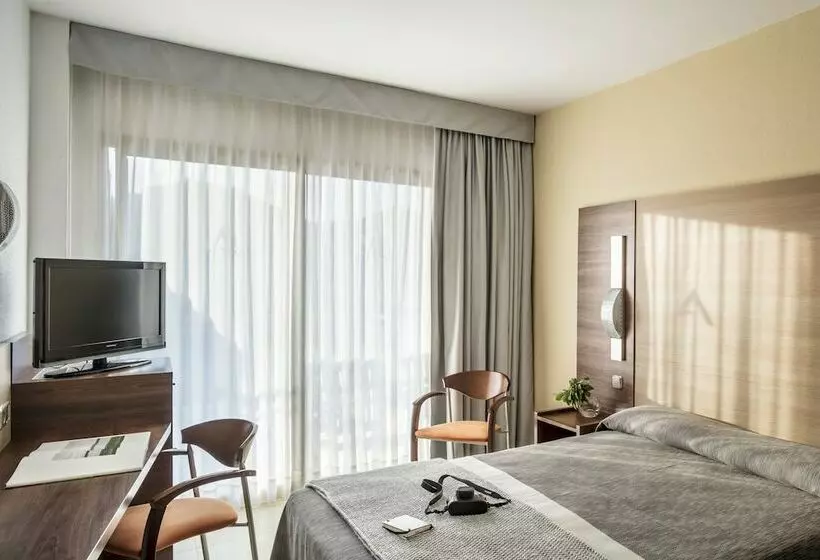 اتاق استاندارد, Aqua Hotel Aquamarina & Spa