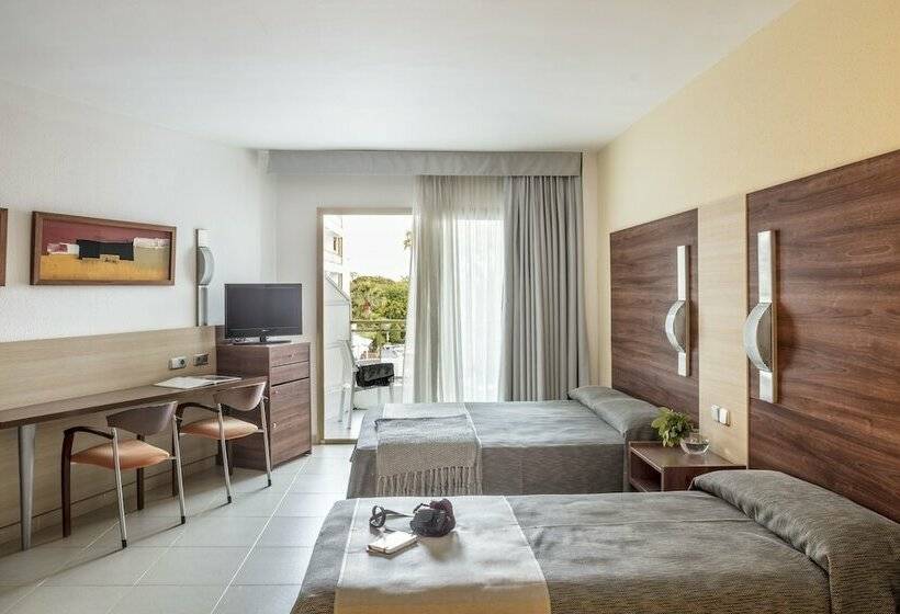 标准间, Aqua Hotel Aquamarina & Spa