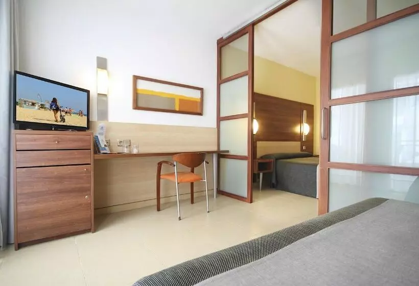 اتاق استاندارد, Aqua Hotel Aquamarina & Spa