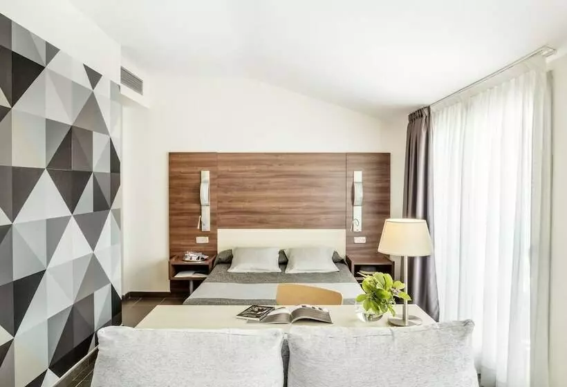 اتاق استاندارد, Aqua Hotel Aquamarina & Spa