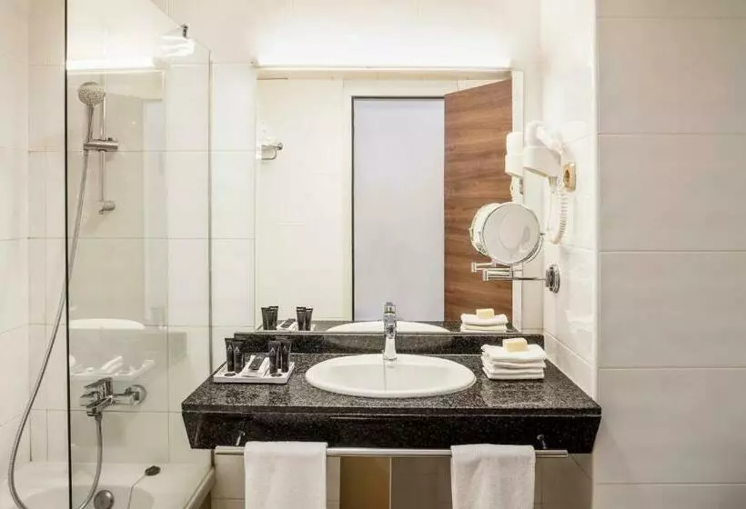 اتاق پرمیوم, Aqua Hotel Aquamarina & Spa