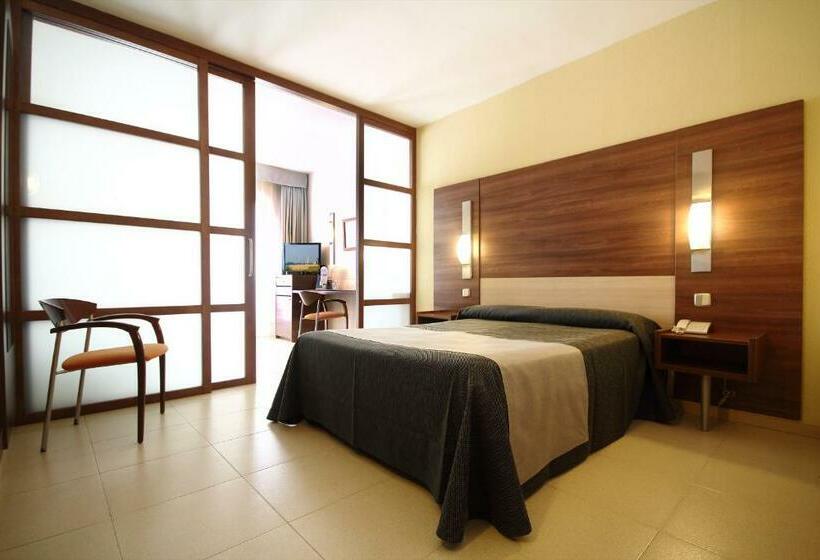 Семейный Номер, Aqua Hotel Aquamarina & Spa