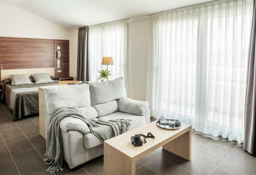 小型套房, Aqua Hotel Aquamarina & Spa