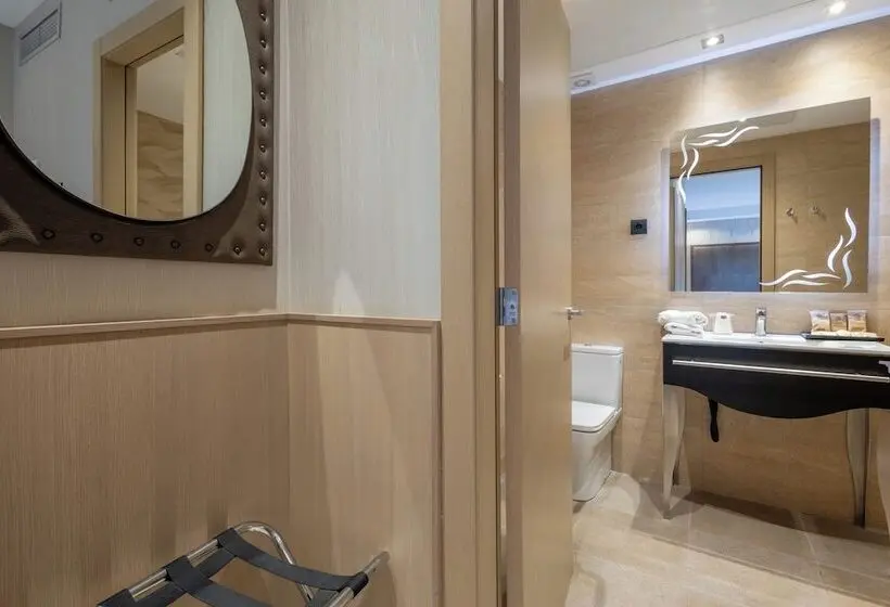 اتاق استاندارد, Gran Hotel Barcino 4* Sup