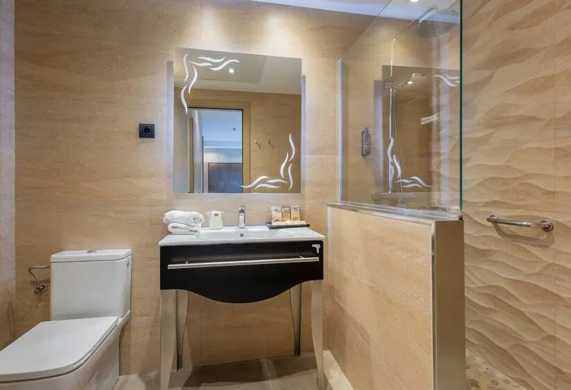 اتاق استاندارد, Gran Hotel Barcino 4* Sup