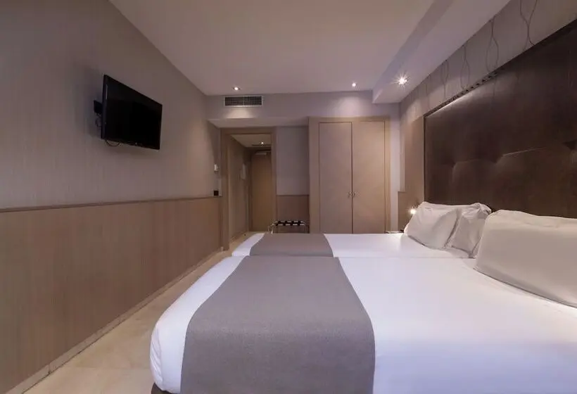 اتاق استاندارد, Gran Hotel Barcino 4* Sup