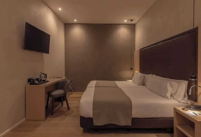 Superior Interior Room, Gran Hotel Barcino 4* Sup