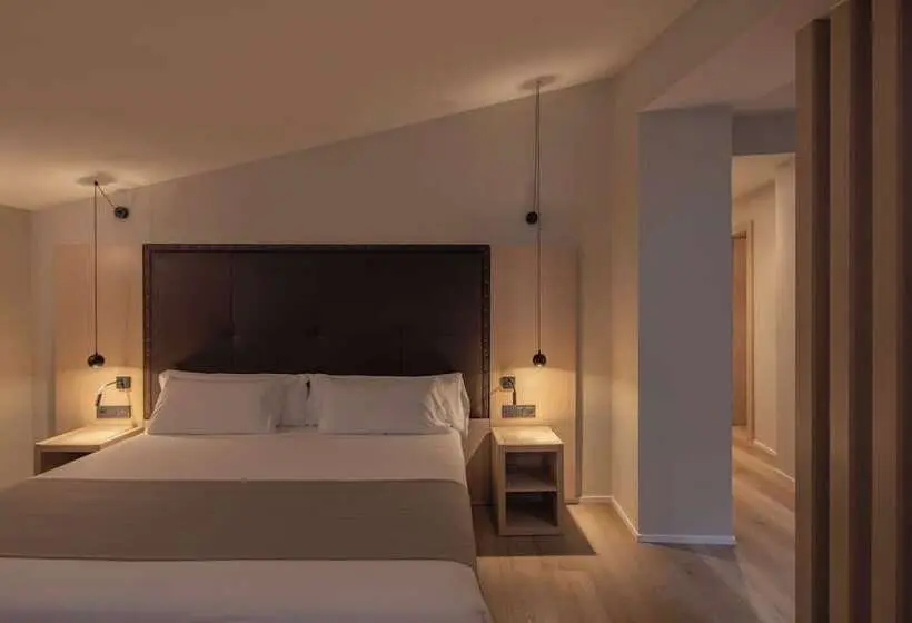 سوییت, Gran Hotel Barcino 4* Sup