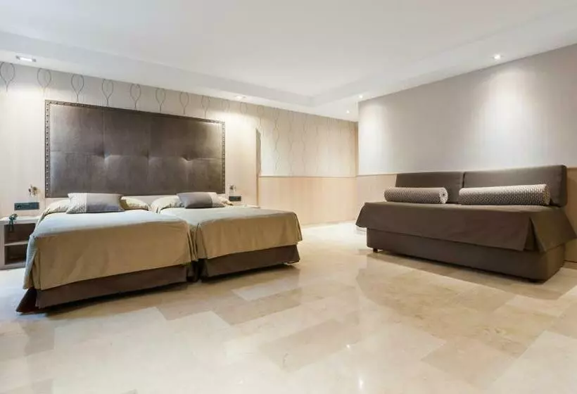 Standard-huone, Gran Hotel Barcino 4*Sup
