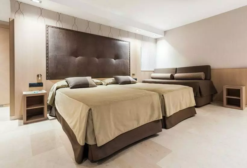 Standard-huone, Gran Hotel Barcino 4*Sup