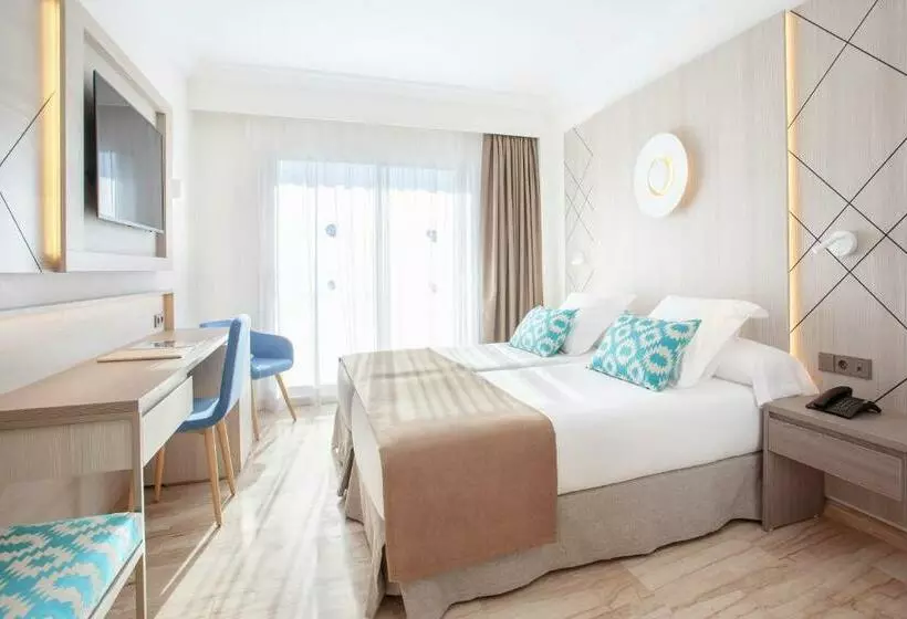 اتاق اساندارد با چشم‌انداز جانبی به دریا, Grupotel Los Príncipes & Spa