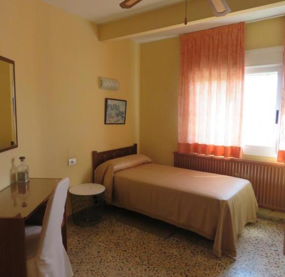 Номер Стандарт Индивидуальный, Alain